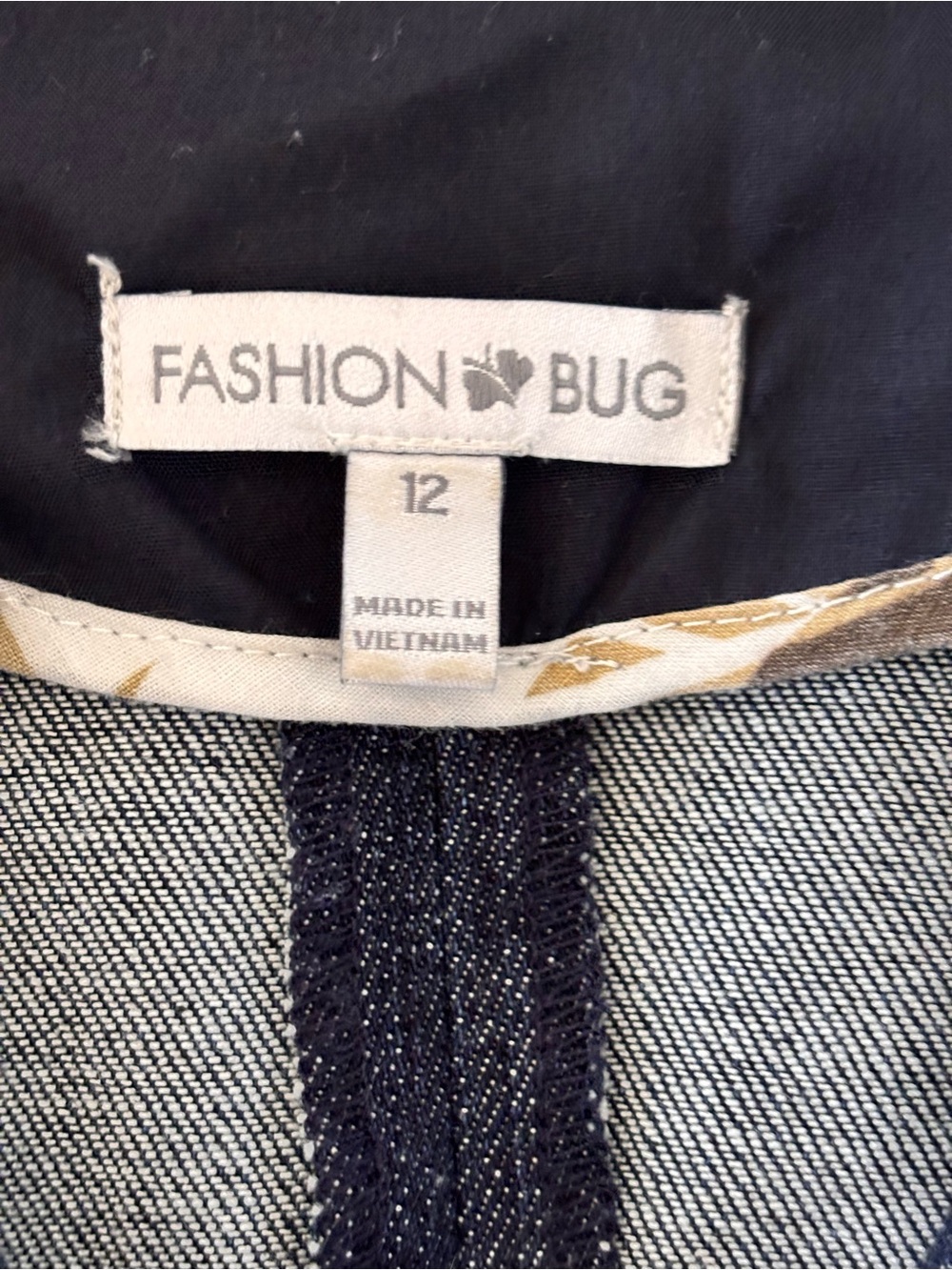 Fashion Bug Y2K Denim Jacket EUC Size 12 - Picture 8 of 8